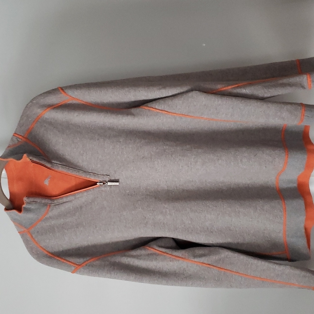 TOMMEY BAHAMA shirt